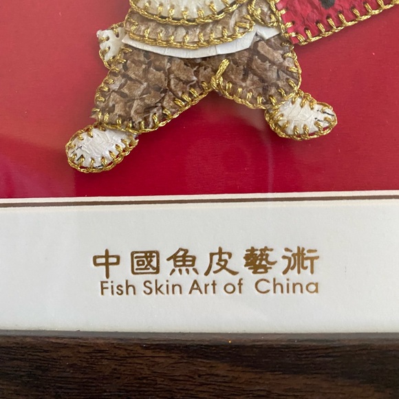Chinese framed folk art handmade fish skin year of rabbit - Picture 3 of 7